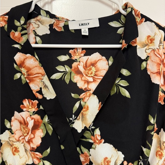 LIKELY Revolve Sophia Floral Mimi Top in Black Multi Surplice neckline Size XS - Picture 4 of 10